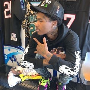 Meet your Posher, Keeno